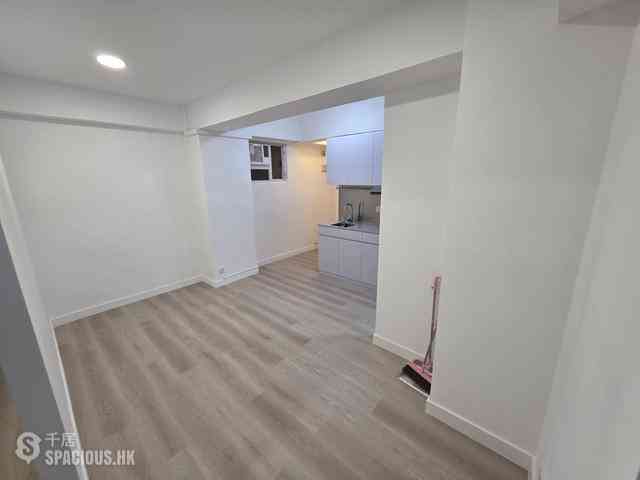 Kennedy Town - Kin Liong Mansion 09