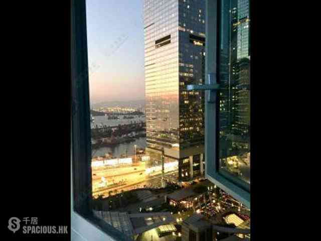 West Kowloon - The Harbourside 04
