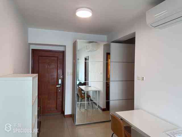 Kennedy Town - The Merton 03