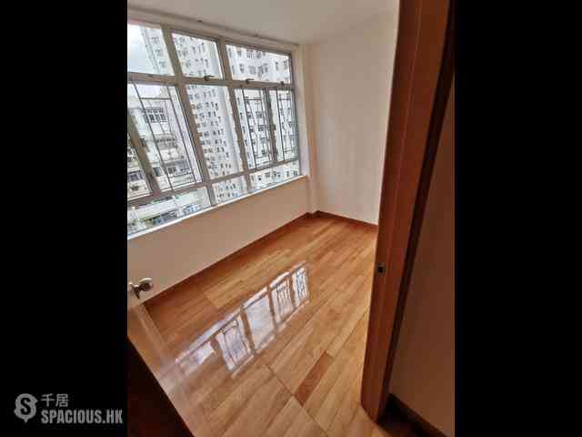 Kennedy Town - Joyful Building 11