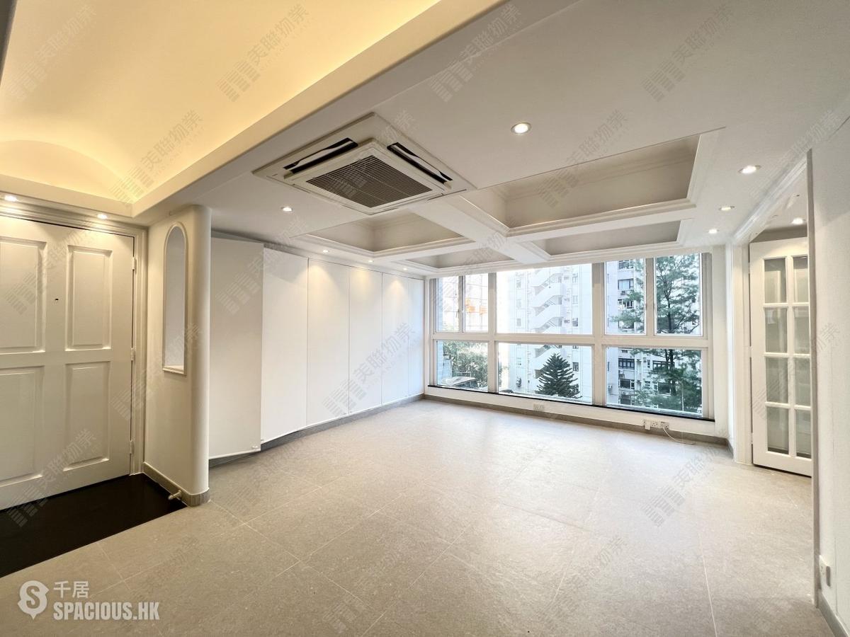 Mid Levels Central - Wing Hong Mansion 01