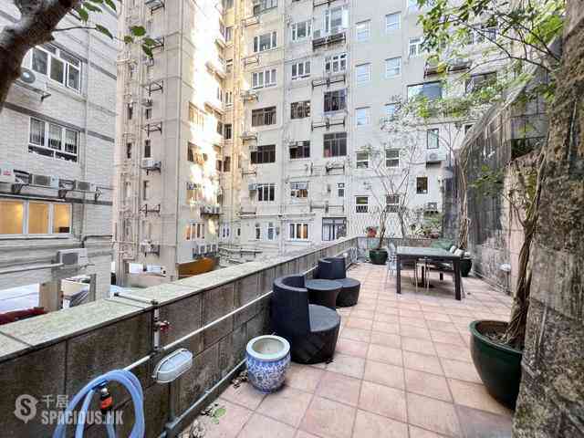 Mid Levels Central - Wing Hong Mansion 11
