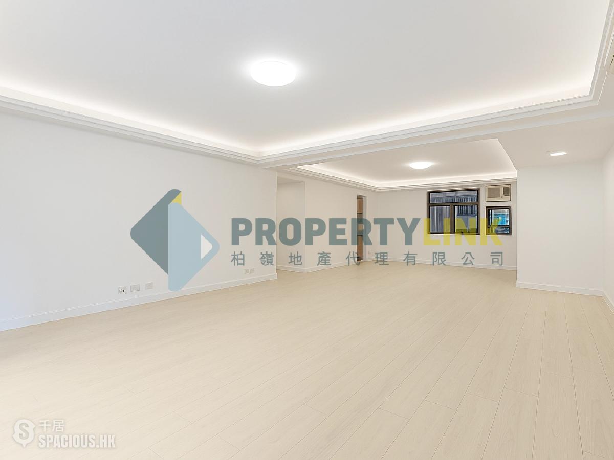 Mid Levels Central - Right Mansion 01