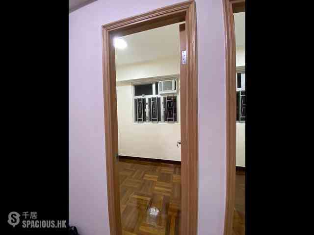 Sai Ying Pun - Yen Fook Mansion 05