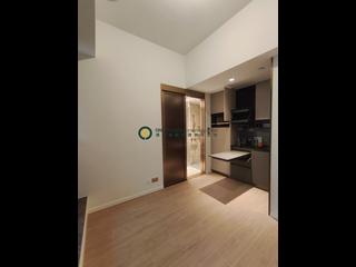Sai Ying Pun - Des Voeux W Residence 02