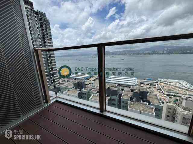 Sai Ying Pun - Des Voeux W Residence 03