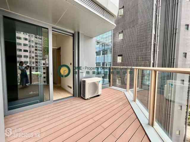 Sai Ying Pun - Des Voeux W Residence 03