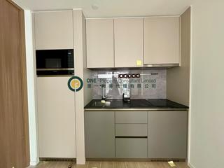 Sai Ying Pun - Des Voeux W Residence 05