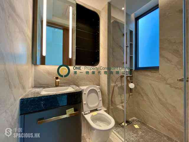 Sai Ying Pun - Des Voeux W Residence 06