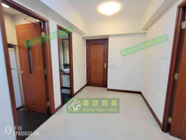Kennedy Town - The Merton Tower 3 06