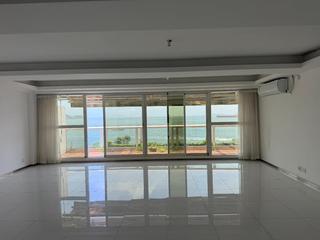 Pok Fu Lam - Villa Cecil Phase 2 Block 2 03