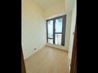 Sai Ying Pun - Des Voeux W Residence 04