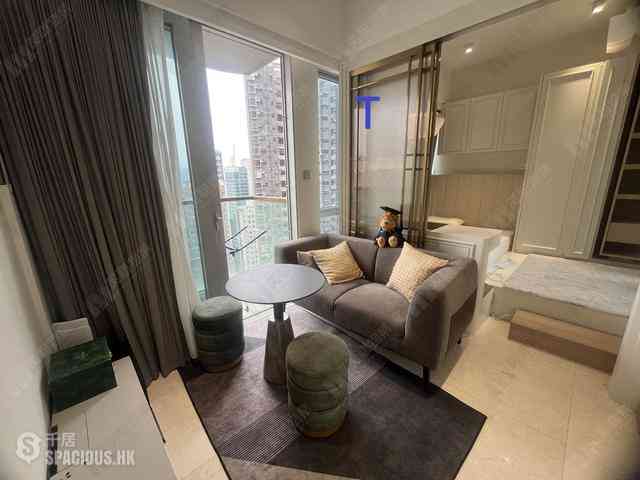 Sai Ying Pun - 63, Pokfulam Emerald House (Tower 2) 01
