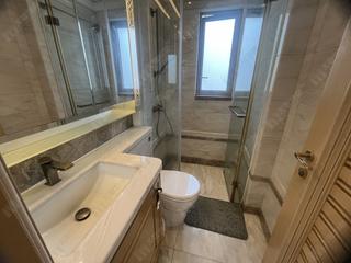 Sai Ying Pun - 63, Pokfulam Emerald House (Tower 2) 05