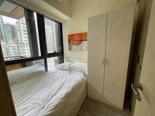 Sai Ying Pun - The Queens 02