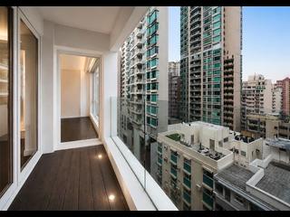 Mid Levels Central - Botanic Terrace Block A 06