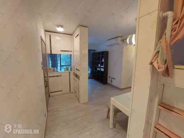 Mid Levels West - Peaksville Block 1 05