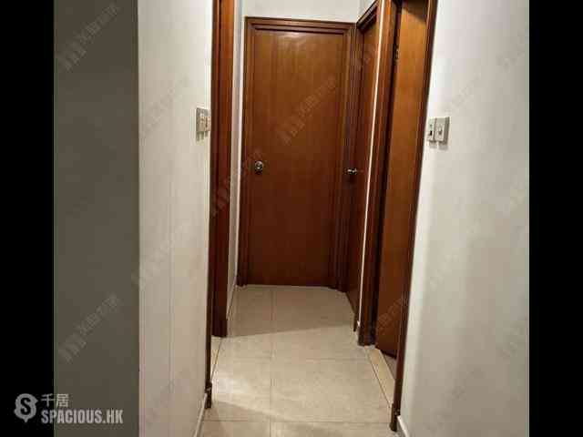 Tung Chung - Seaview Crescent Block 3 04