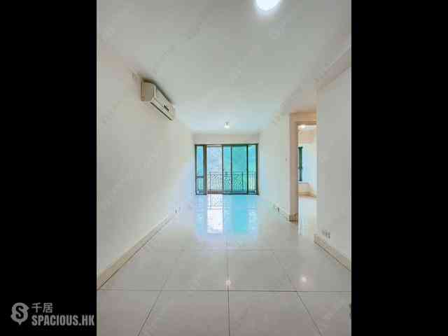 Tung Chung - Seaview Crescent Block 3 06