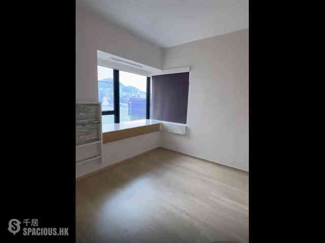 West Kowloon - The Arch 09