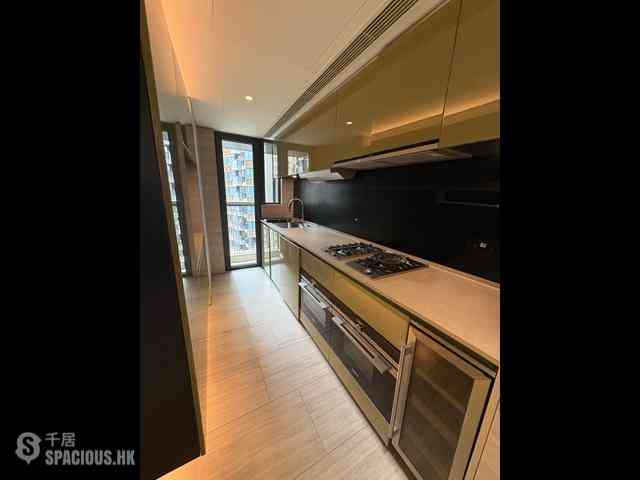 North Point - Fleur Pavilia Tower 2 02