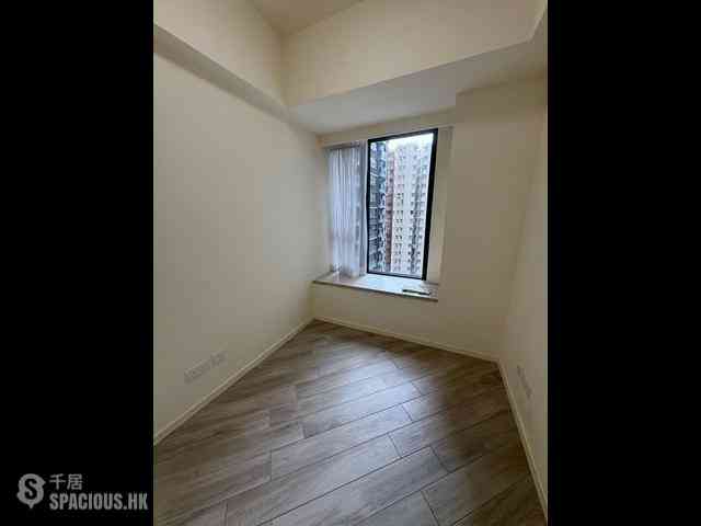 North Point - Fleur Pavilia Tower 2 06