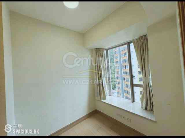 Kennedy Town - Cadogan 09