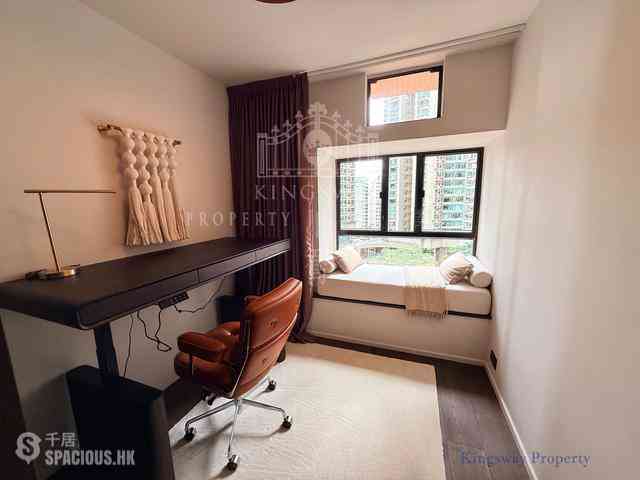 Mid Levels Central - Blessings Garden Phase I 09