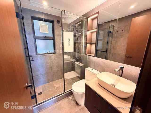 Mid Levels Central - Blessings Garden Phase I 10
