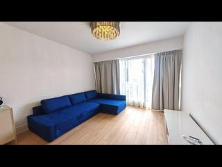 Quarry Bay - The Orchards Block 2 02