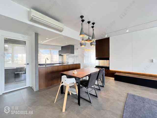 Mid Levels Central - Birchwood Place 11