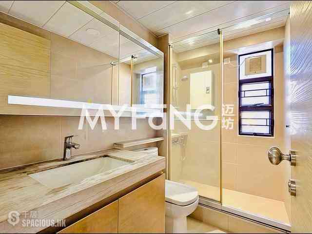 Mid Levels Central - Tycoon Court 10