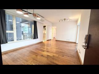 Soho - Centrestage 02