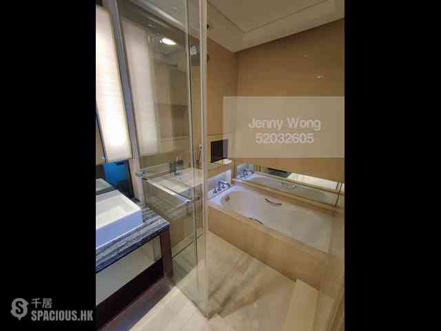 West Kowloon - The Cullinan 11