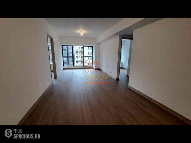 Mid Levels Central - 62B, Robinson Road 01