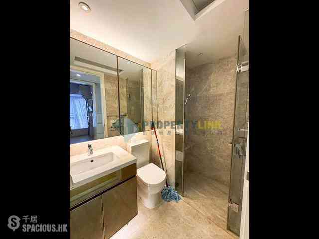 Sai Ying Pun - The Nova 13