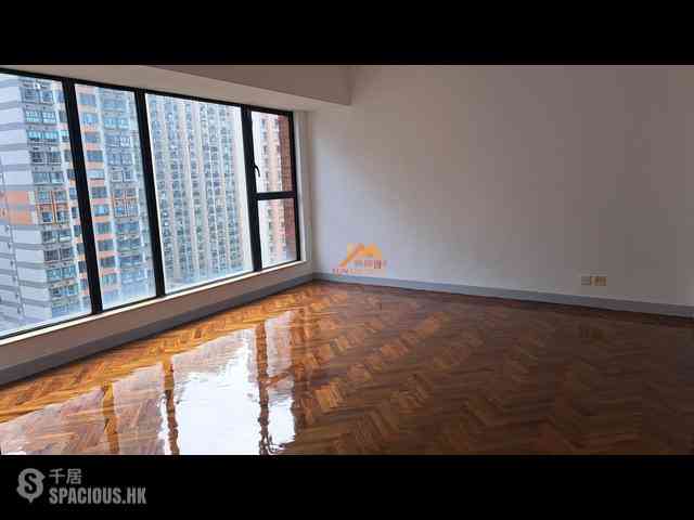 Mid Levels Central - 62B, Robinson Road 04
