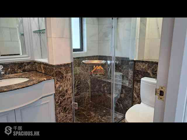 Mid Levels Central - 62B, Robinson Road 12