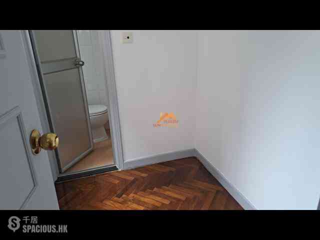 Mid Levels Central - 62B, Robinson Road 13