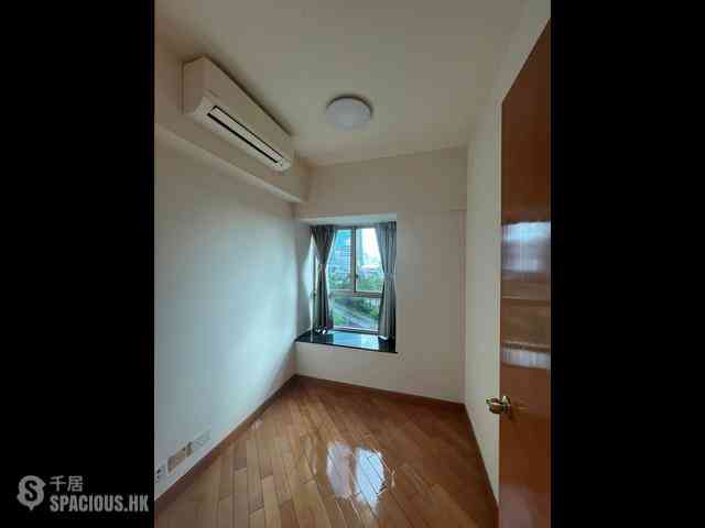 West Kowloon - Sorrento 05
