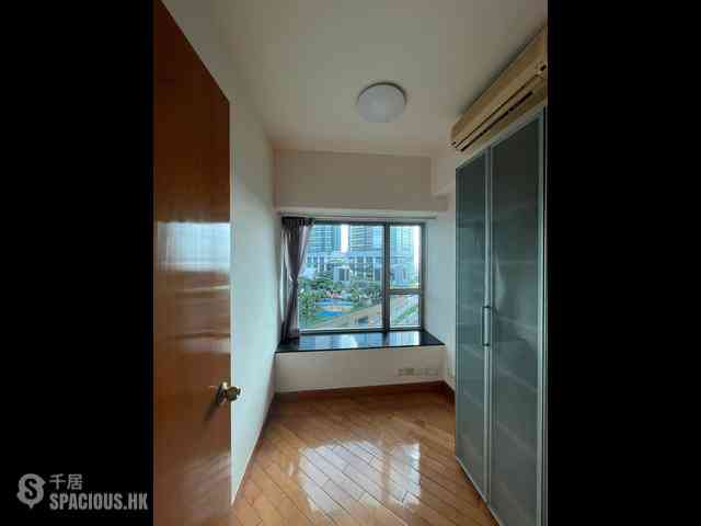 West Kowloon - Sorrento 08