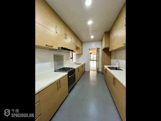 Mid Levels Central - Kennedy Heights 10