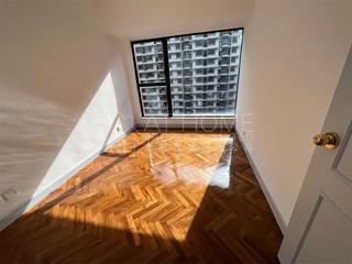 Mid Levels Central - 62B, Robinson Road 06