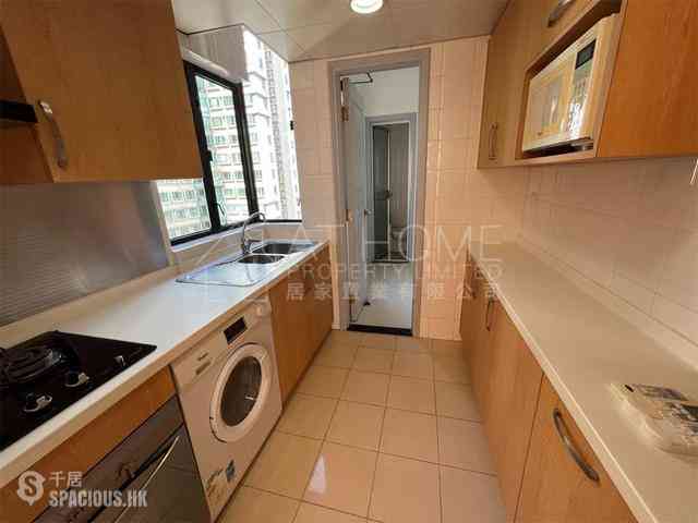 Mid Levels Central - 62B, Robinson Road 07