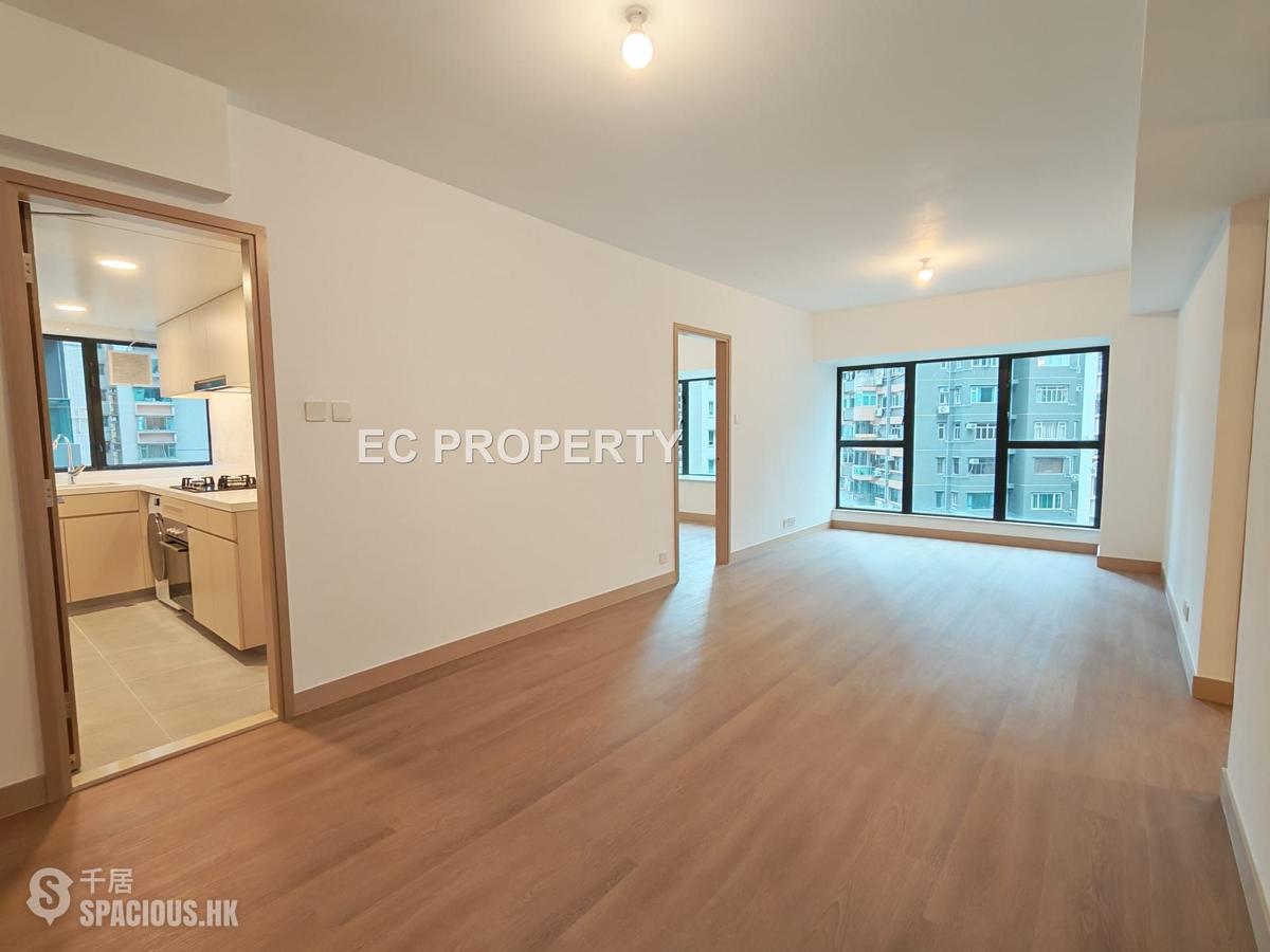 Mid Levels Central - 62B, Robinson Road 01