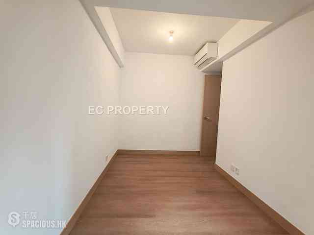 Mid Levels Central - 62B, Robinson Road 10