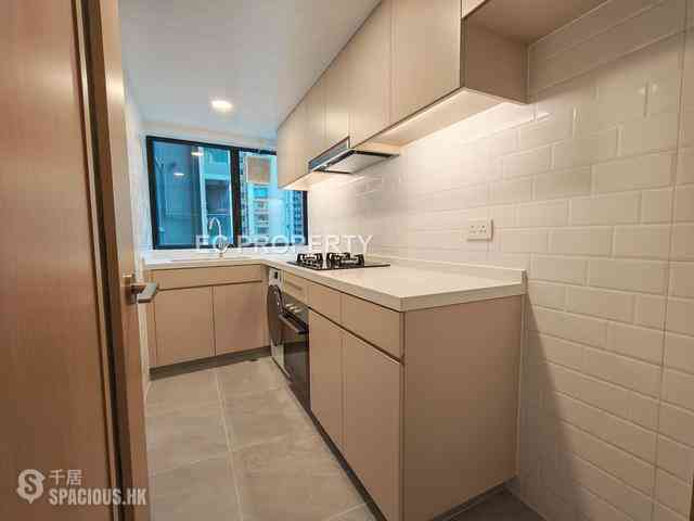 Mid Levels Central - 62B, Robinson Road 03
