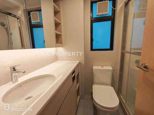 Mid Levels Central - 62B, Robinson Road 07