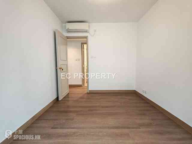 Mid Levels Central - 62B, Robinson Road 14