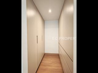 Mid Levels Central - 62B, Robinson Road 07